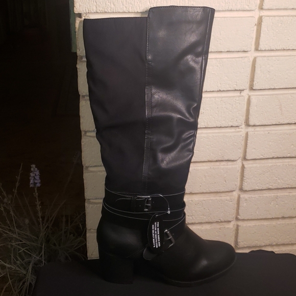 Jomaris Block -Heels Boots Retail Value 89.99 b - Picture 4 of 4